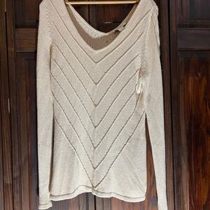 Elegant Cream/gold Sweater‎